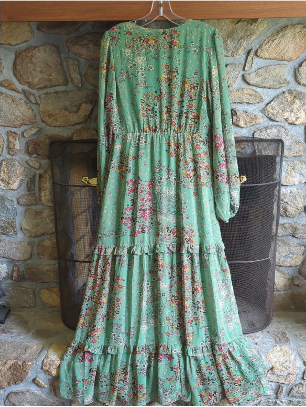 Baltic Born Bowman Deep V Green Floral Maxi Dress NWT - Picture 6 of 8